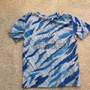 Adidas Kids Gray and Blue Patterned Tee